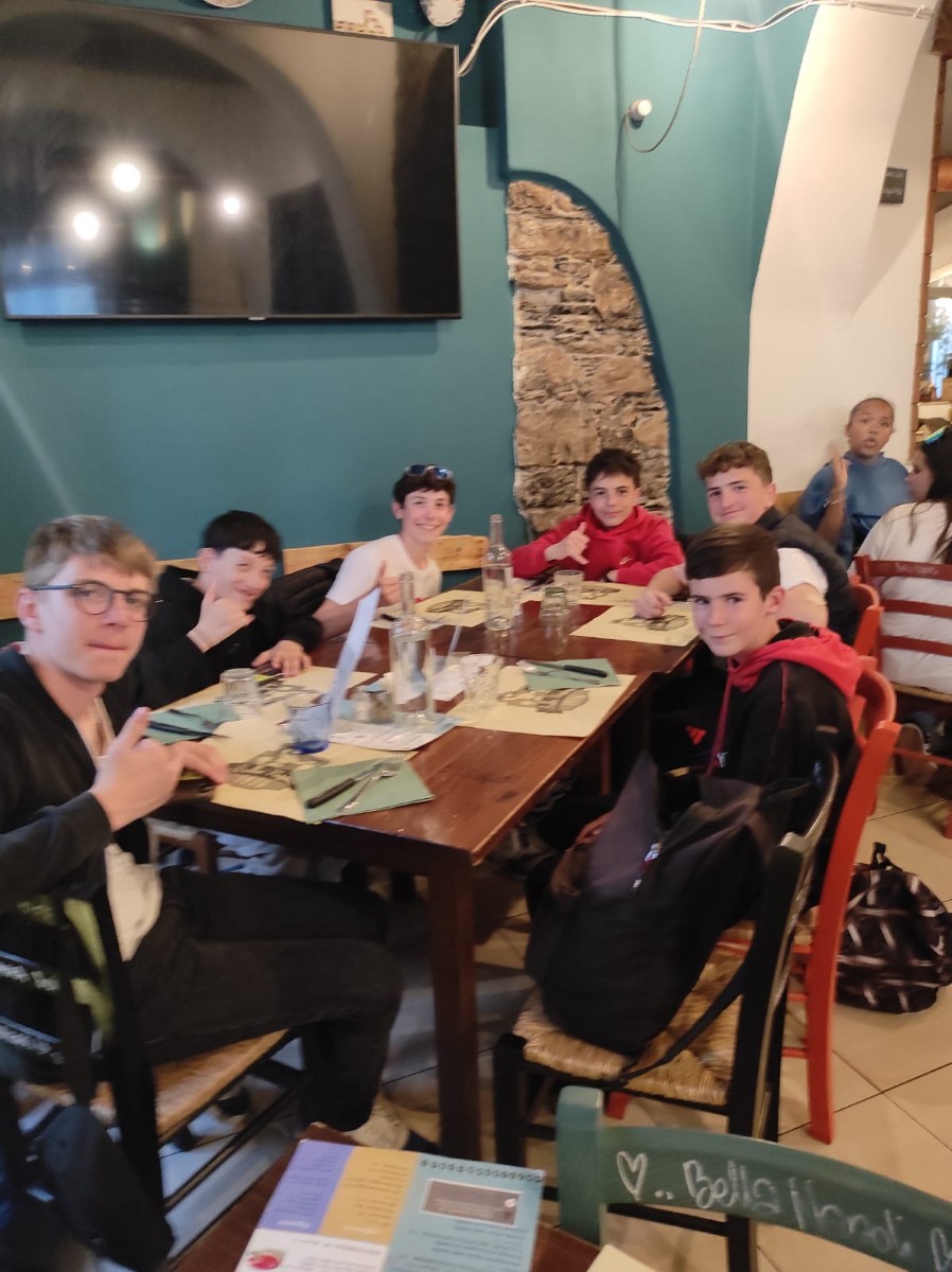 WhatsApp Image 2025-04-04 à 11.56.59_52b1fec4