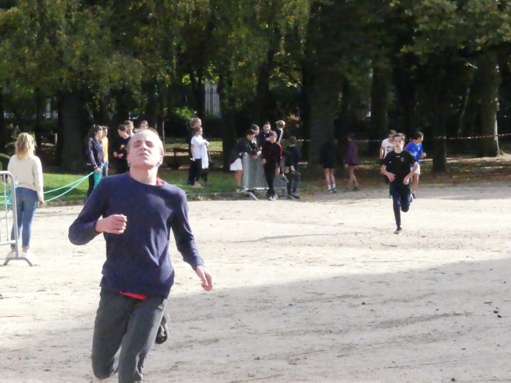 6 cross garçons 3è-4è 9