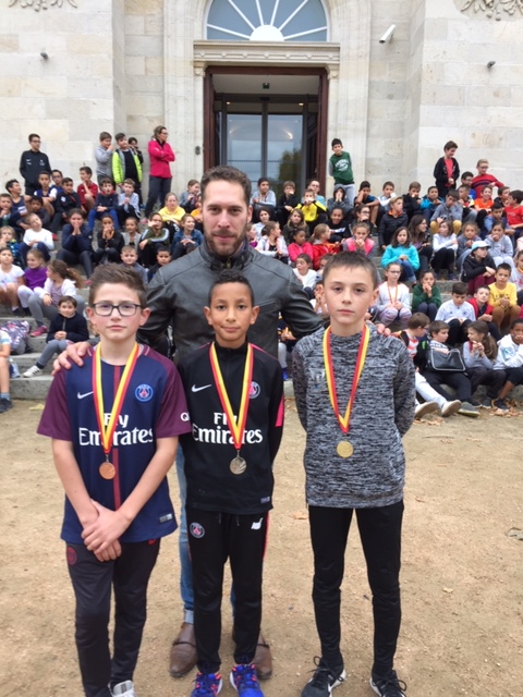 8 vainqueurs garçons 6è