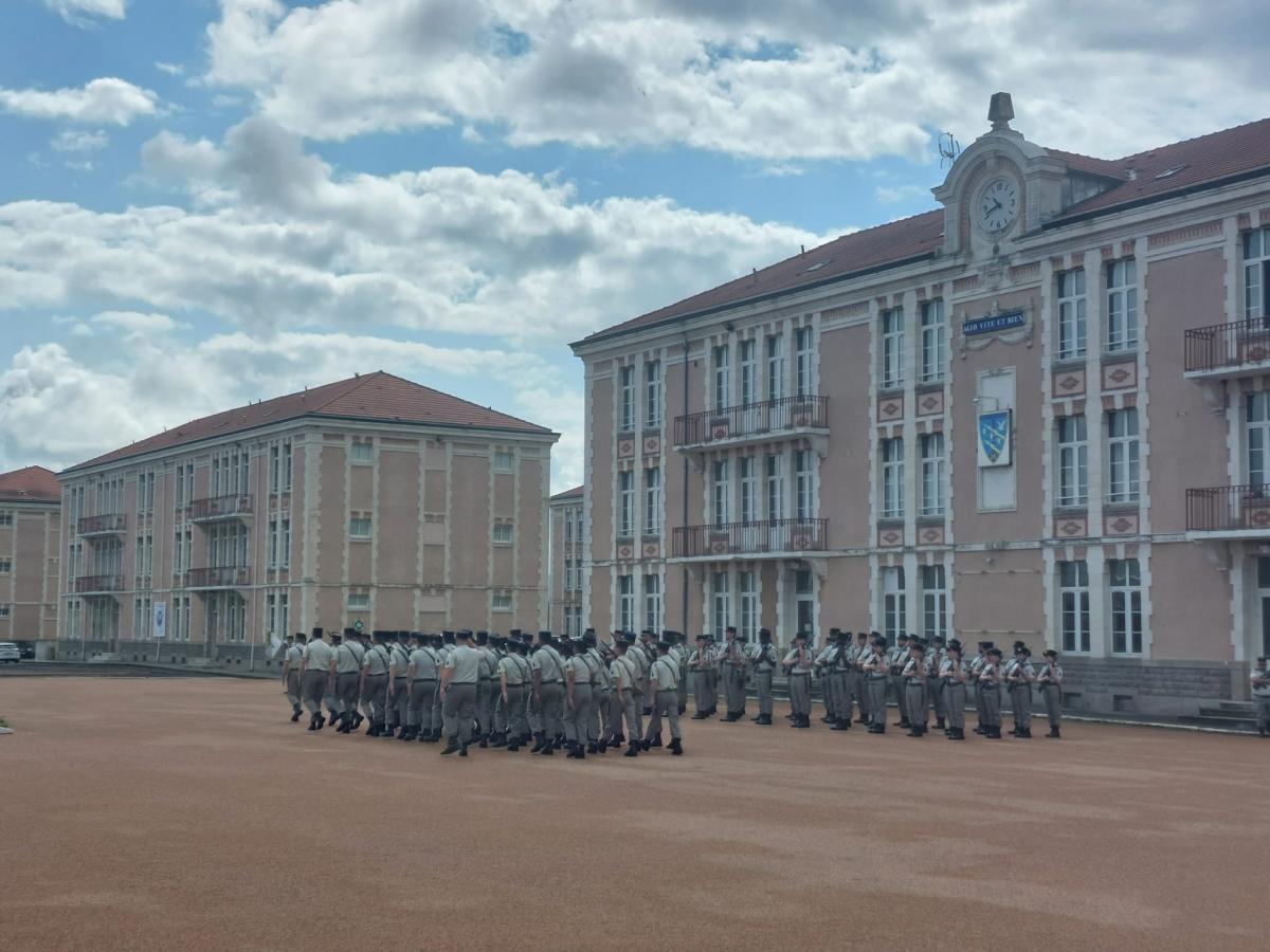 Issoire_4_cérémonie_militaire