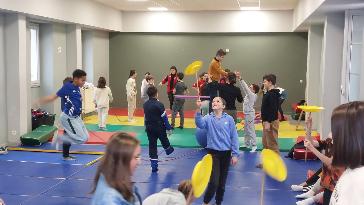 immersion CM2 6eme 2025